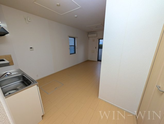 エアリー・コートのその他