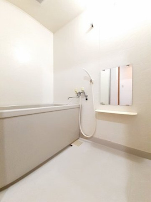 【浴室】 | ＦＡＭＩＬＬ | きれいなお風呂です