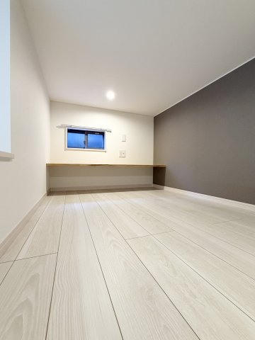 ポラリス鳥栖駅南の収納|5.7帖のロフト