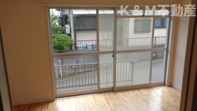 生野ハイムの居間・リビング|リビングです