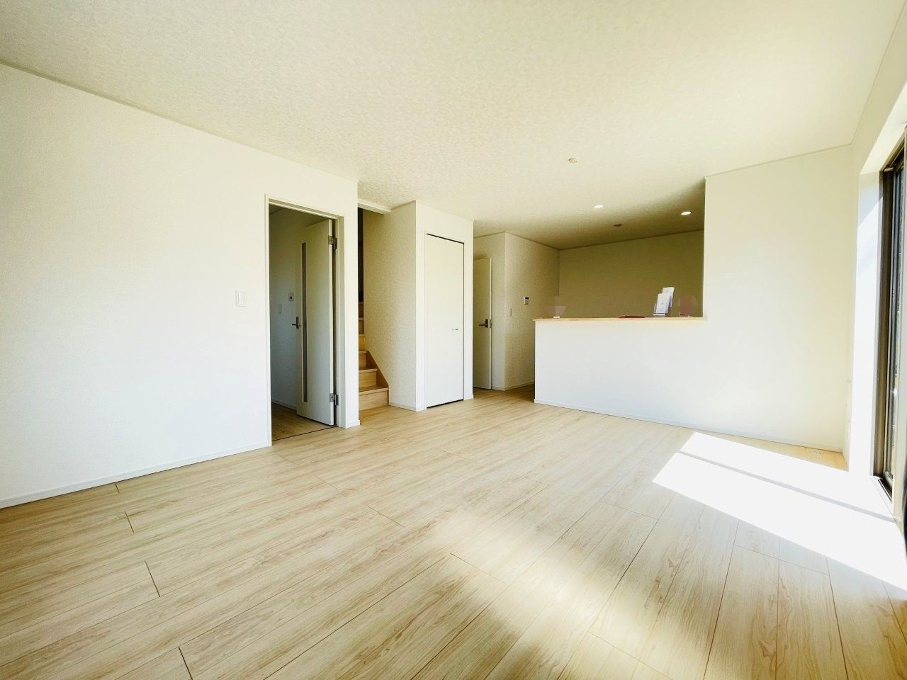岡崎市上地町第7　新築分譲住宅　全2棟　1号棟の居間・リビング|家族団らんできるくつろぎのリビングルーム。