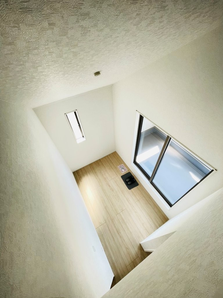 岡崎市上地町第7　新築分譲住宅　全2棟　1号棟のその他共用部分|家族とのコミュニケーションも取りやすい吹き抜け♪