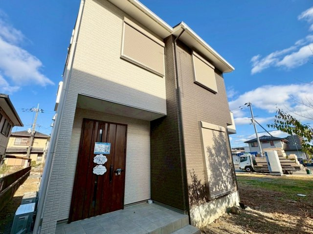 草津市西草津1丁目　新築戸建ての外観