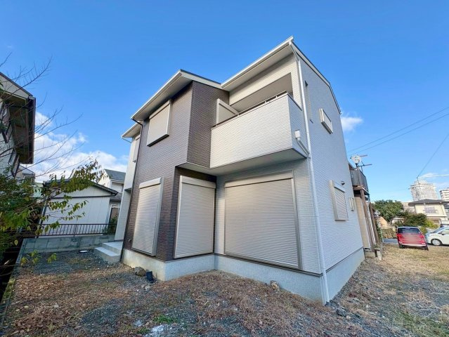 草津市西草津1丁目　新築戸建ての外観