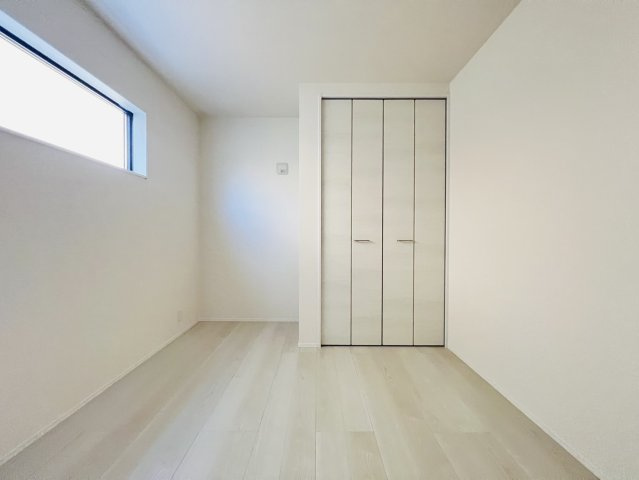 高浜市呉竹町7丁目3-45、3-53『仲介手数料無料』新築戸建ての洋室