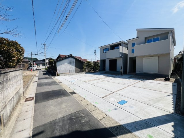 高浜市呉竹町7丁目3-45、3-53『仲介手数料無料』新築戸建ての前面道路含む現地写真