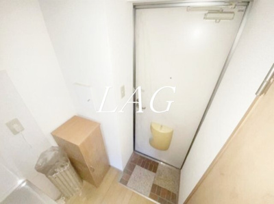 【玄関】 | オーバル柏 | 玄関です。