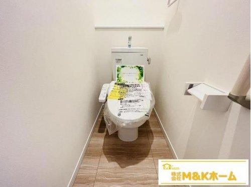 半田市宮本町6丁目　全4棟　3号棟のトイレ|トイレ　温水洗浄便座付き♪
