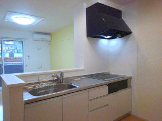 ガーデンハウスＭＵ　Ｃ棟のキッチン|キッチンでお料理をお楽しみください