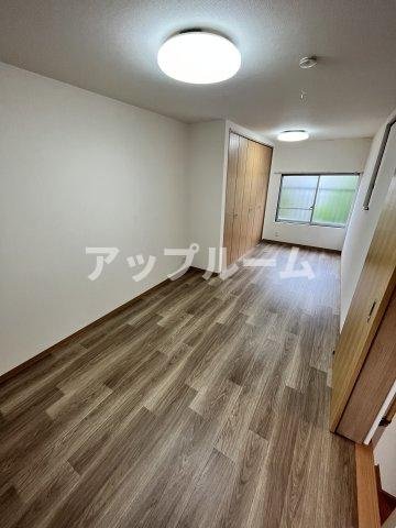 近藤様貸家の洋室