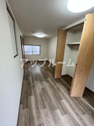 近藤様貸家の洋室