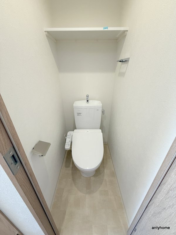 プレサンス鶴橋トレヴィエ　仲介手数料無料のトイレ