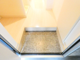 【玄関】 | ヴェリテール本陣