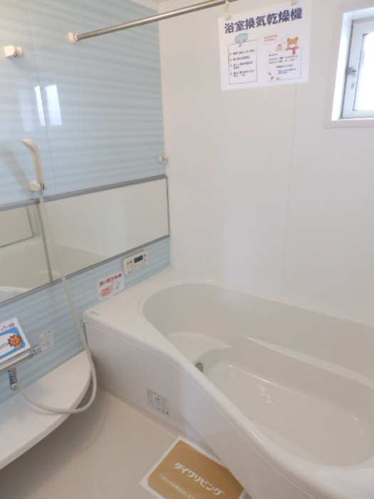 セゾンコートⅡ 春・夏 春の浴室|浴室