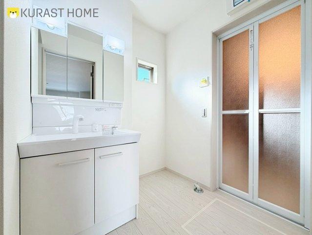 京都市右京区嵯峨野南浦町　新築戸建の洗面所