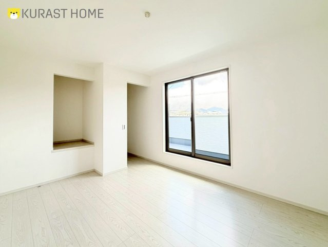 京都市右京区嵯峨野南浦町　新築戸建の洋室