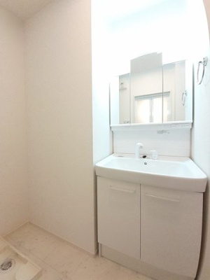 【洗面所】 | ルーベル北方Ⅰ | 脱衣スペースもあります