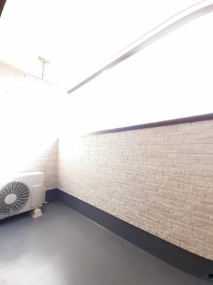 【バルコニー】 | ルーベル北方Ⅰ | バルコニーからの眺めを楽しみながら食事をしませんか