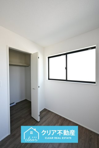 【洋室】 | 大泉町寄木戸7期5棟 グラファーレ　３号棟 | 収納もしっかりできます♪