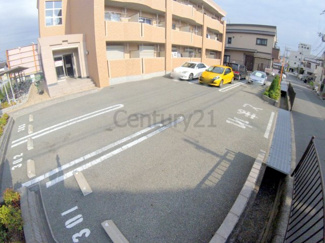 【駐車場】