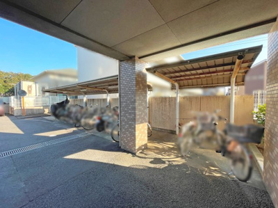 【駐輪場】 | 丸美ロイヤル鈴鹿 | 駐輪場