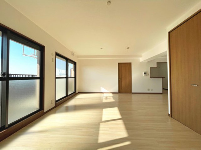 【居間・リビング】 | 丸美ロイヤル鈴鹿 | ＬＤＫ