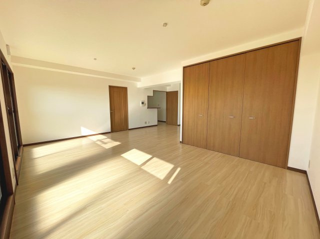 【居間・リビング】 | 丸美ロイヤル鈴鹿 | ＬＤＫ