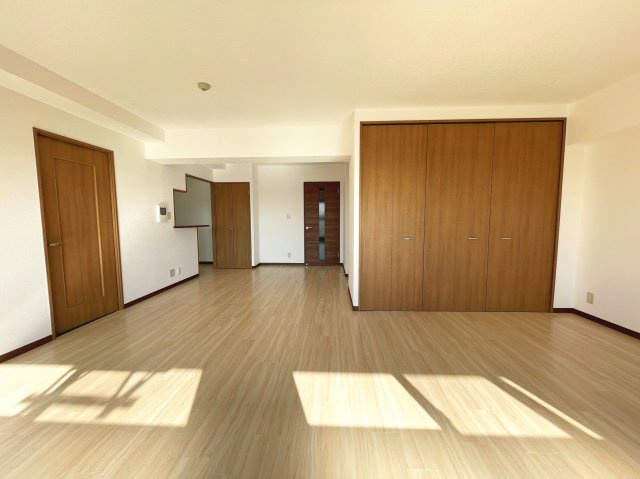 【居間・リビング】 | 丸美ロイヤル鈴鹿 | ＬＤＫ