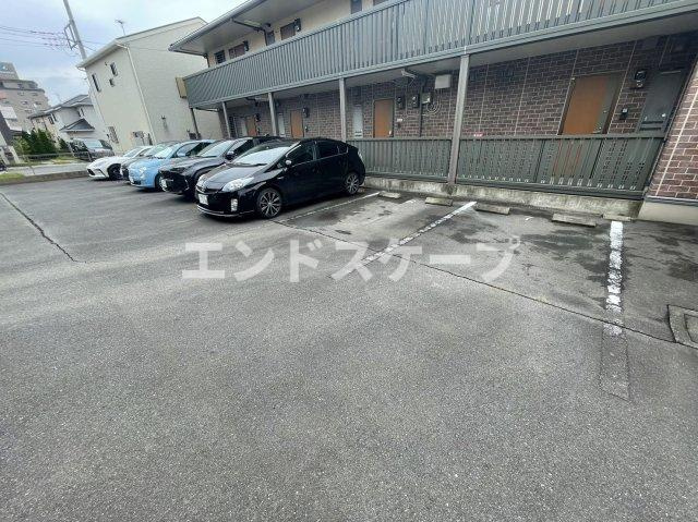 ルミナスハイム　Ⅰの駐車場|高崎、前橋、伊勢崎エリアのお部屋探しはエンドスケープまで！お客様の理想お聞かせ下さい♪