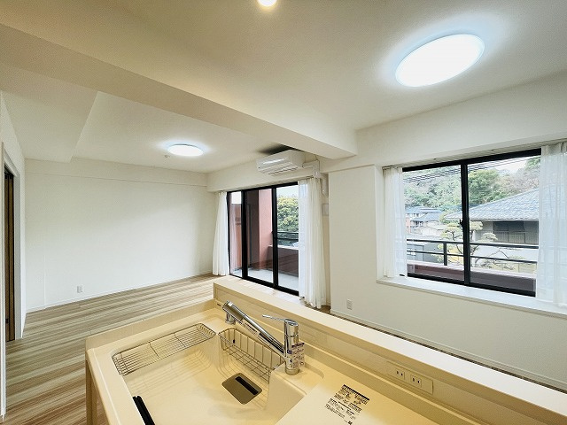 【居間・リビング】 | ファーネストヒルズ高宮インテルノ