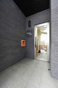 メトロフォートのロビー