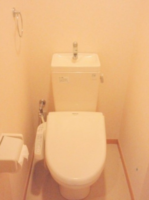 【トイレ】 | Casa del Akehama | 落ち着いた色調のトイレです