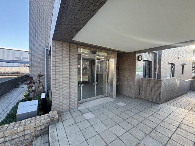 フロレセール南六甲のエントランス