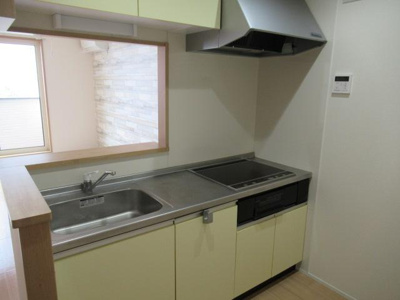 【キッチン】 | ブエナ・スエルテ