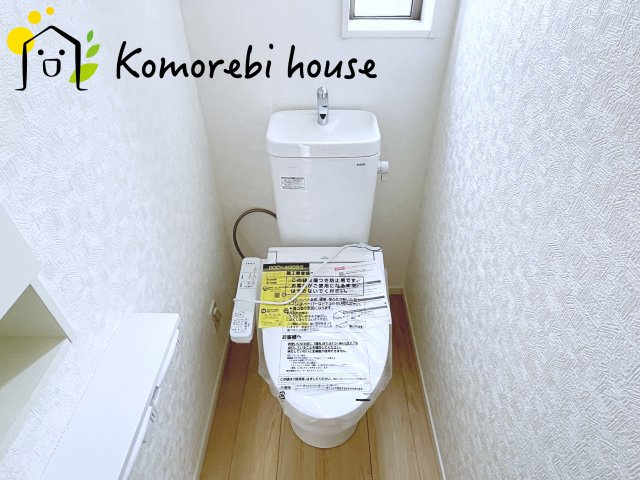 伊奈町本町　第3　新築一戸建て　クレイドルガーデン　02のトイレ|落ち着いたトイレです