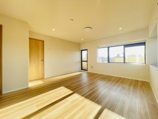 【居間・リビング】 | エンゼルハイム井尻第３