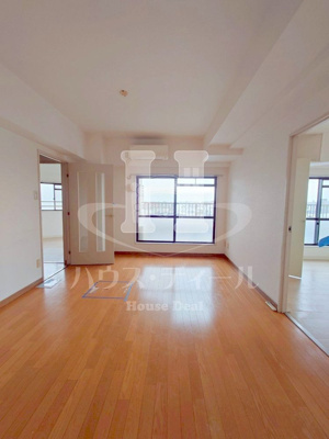 【居間・リビング】 | ラレーブ蕨中央 | 使いやすい居間です