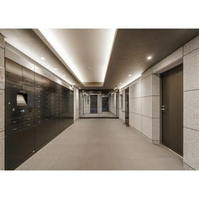 レクシード神楽坂のエントランス