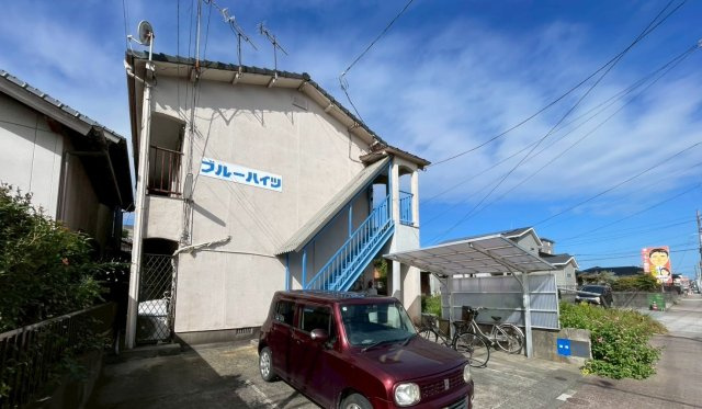 久留米市津福本町のアパート