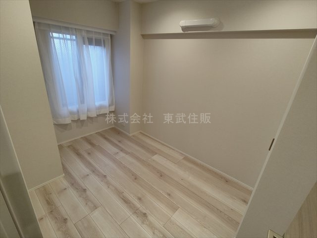 【洋室】 | ライオンズマンション川越南台 | 洋室4.0帖北東側、使い勝手のいい洋室です
