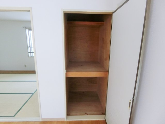 パークハウス（鹿手袋）の収納