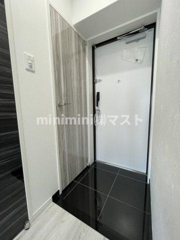 パラゴン勝山通りの玄関