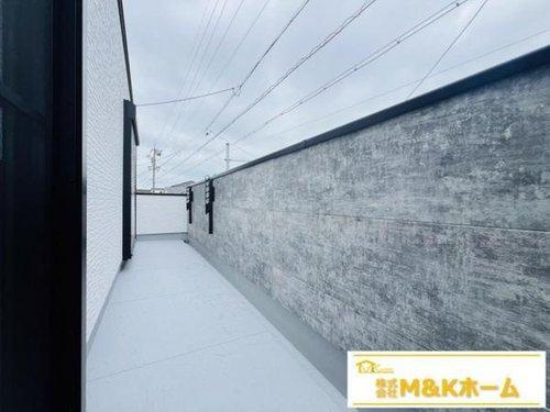 半田市栄町4丁目　全5棟　2号棟のバルコニー|2部屋から行き来できるバルコニー☆