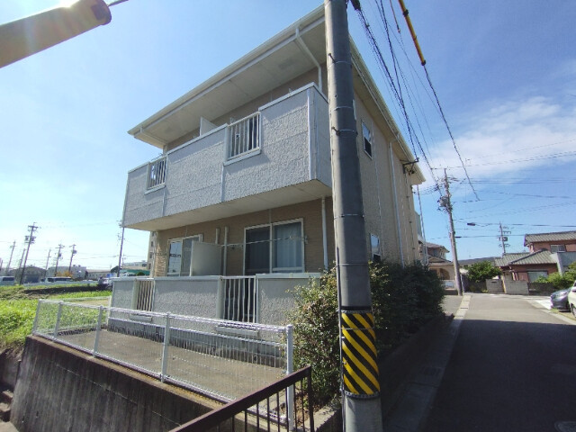 カレントの外観