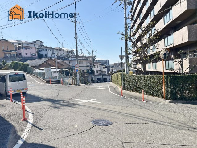 明石市北朝霧丘2丁目　中古戸建のその他|●資料・カタログのご請求無料●人丸小学校までは徒歩15分、大蔵中学校までは徒歩5分。