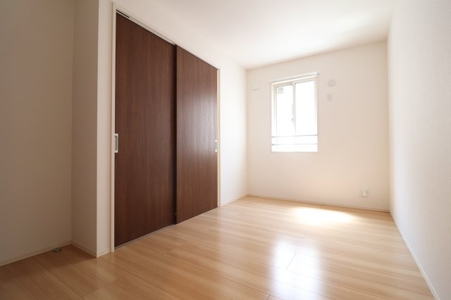 AZUR上中条の内装