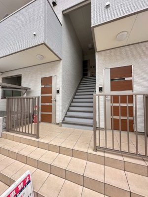 【エントランス】 | ブロスタ真砂