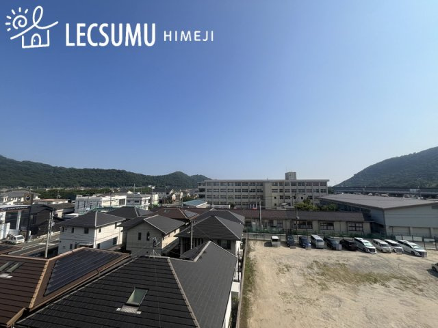 ライフアベニュー城山三番館の展望