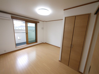 【寝室】 | フラッツ南台