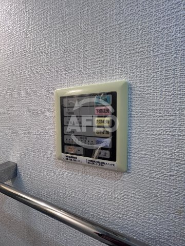 ブラービ新大阪の洗面所|BRAVI新大阪　浴室乾燥機